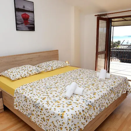 Ante - 50 M From The Sea Seget Vranjica