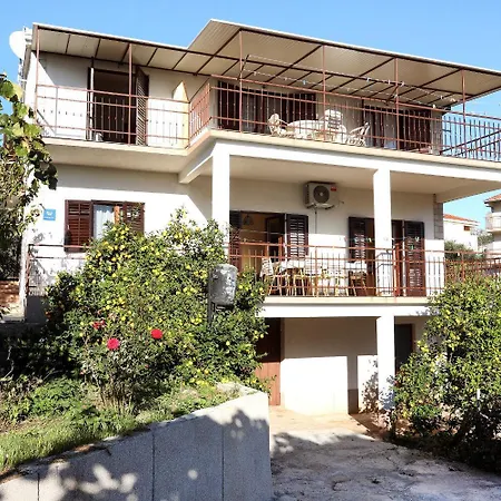 Ante - 50 M From The Sea Apartment