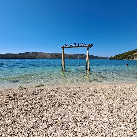 Ante - 50 M From The Sea Apartment Seget Vranjica