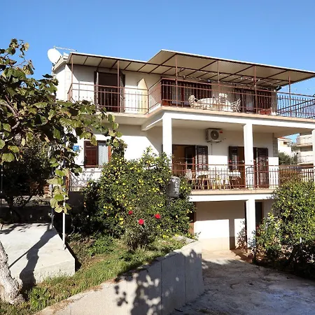 Ante - 50 M From The Sea Seget Vranjica