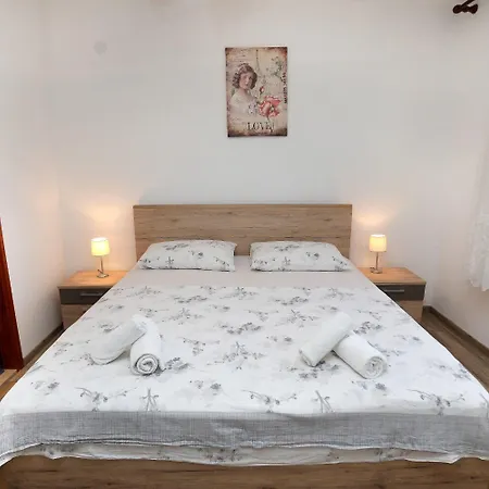 Ante - 50 M From The Sea Apartment *